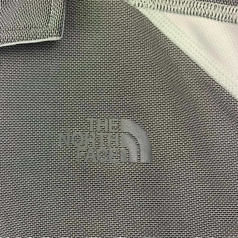 The North Face‎ Shirt Men’s Large Flash dry 1/4 Zip Gray Golf Outdoor Polo